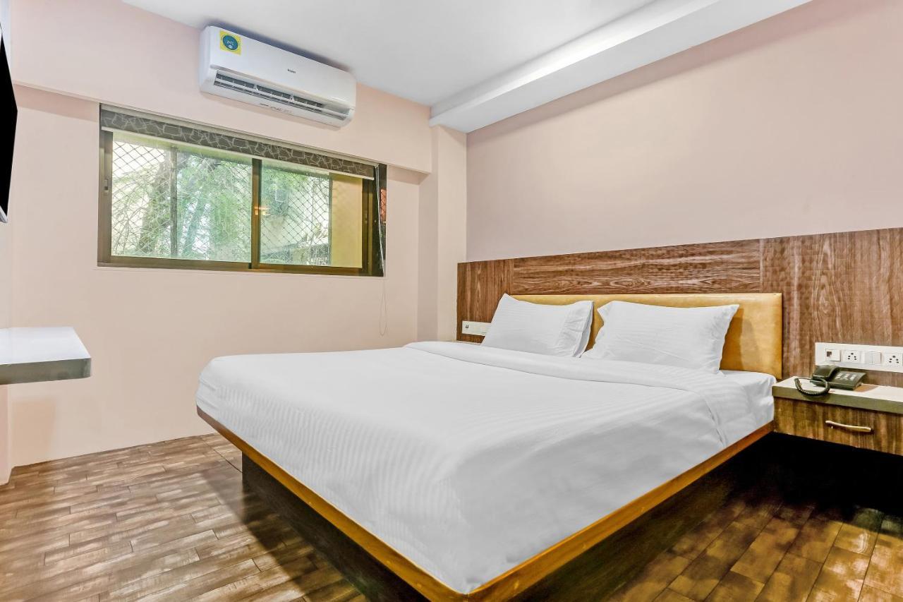 Oyo Flagship 83396 Hotel Vinyasa Residency Mumbai Exterior photo